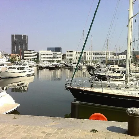 Apartment Eilandje Super Penthouse Marina 601