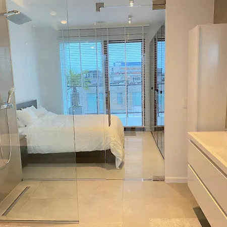 Apartment Eilandje Super Penthouse Marina 601